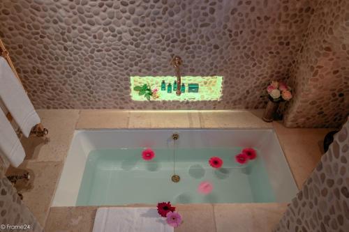 Bed & Breakfast Exclusive Suites The Secret Garden