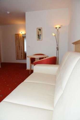 Hotel-gasthof-fleischerei - Zur Alten Post