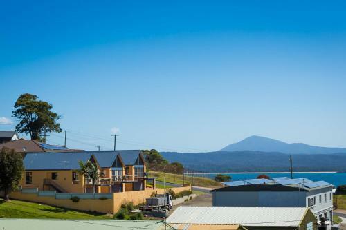 Snug Cove Villas