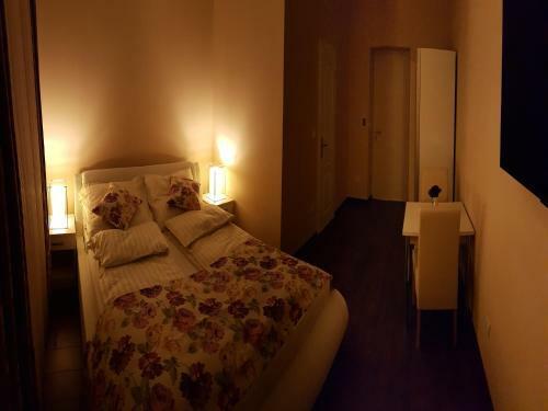 Hostal Promenade Inn