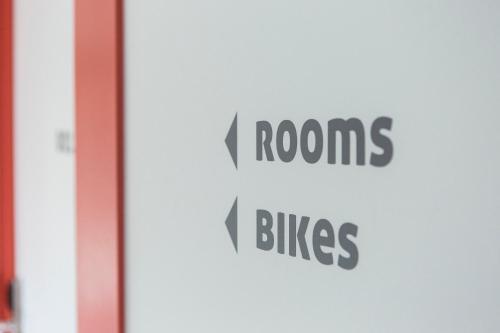 Snuffel Hostel
