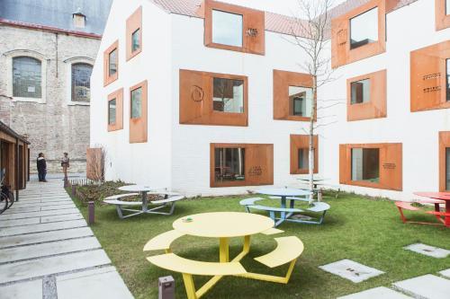 Snuffel Hostel