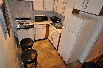 Hotel Off Soho Suites