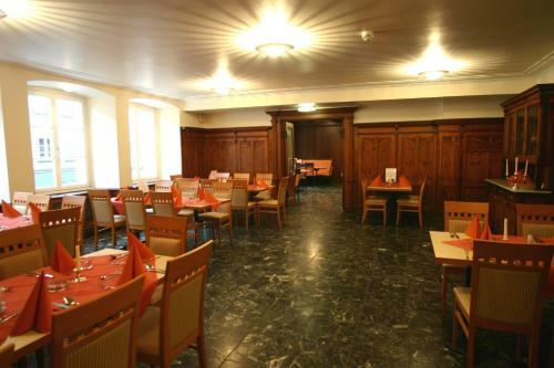 Central Hotel L�wen
