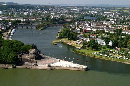 Dingdong Koblenz - City Apartments