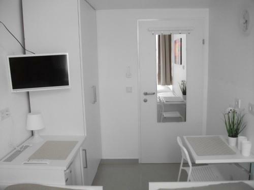 Hostal Ch-vienna City Rooms