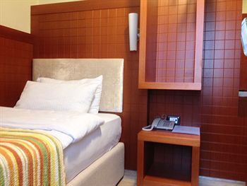 City Hotel Tirana