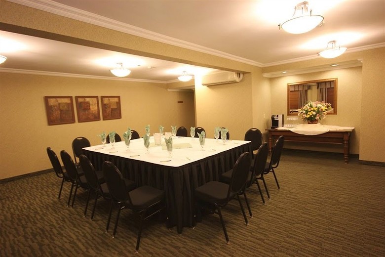 Accent Inn Vancouver Airport Hotel