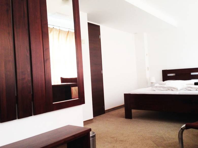 Hotel Botel Gracia