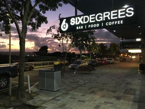 Six Degrees Albany Cbd Boutique Hotel