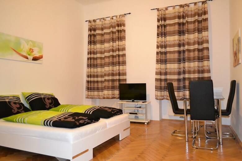 Goldfisch Apartment Am Donaukanal