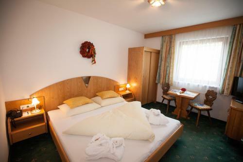 Bed & Breakfast Alpenresidenz Trisanna