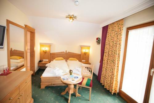 Bed & Breakfast Alpenresidenz Trisanna