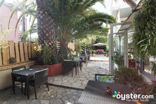 Hotel Le Petit Castel