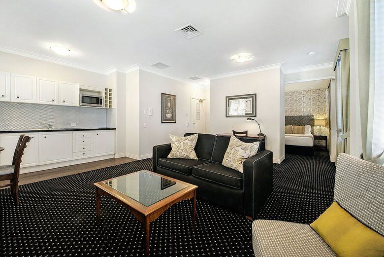 Aparthotel Ultiqa Rothbury Hotel
