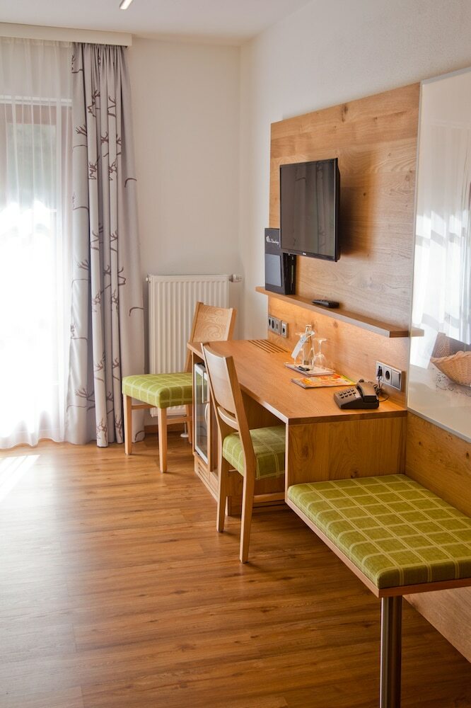 Kurhotel Am Wiesenhang - Garni