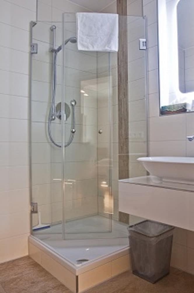 Kurhotel Am Wiesenhang - Garni
