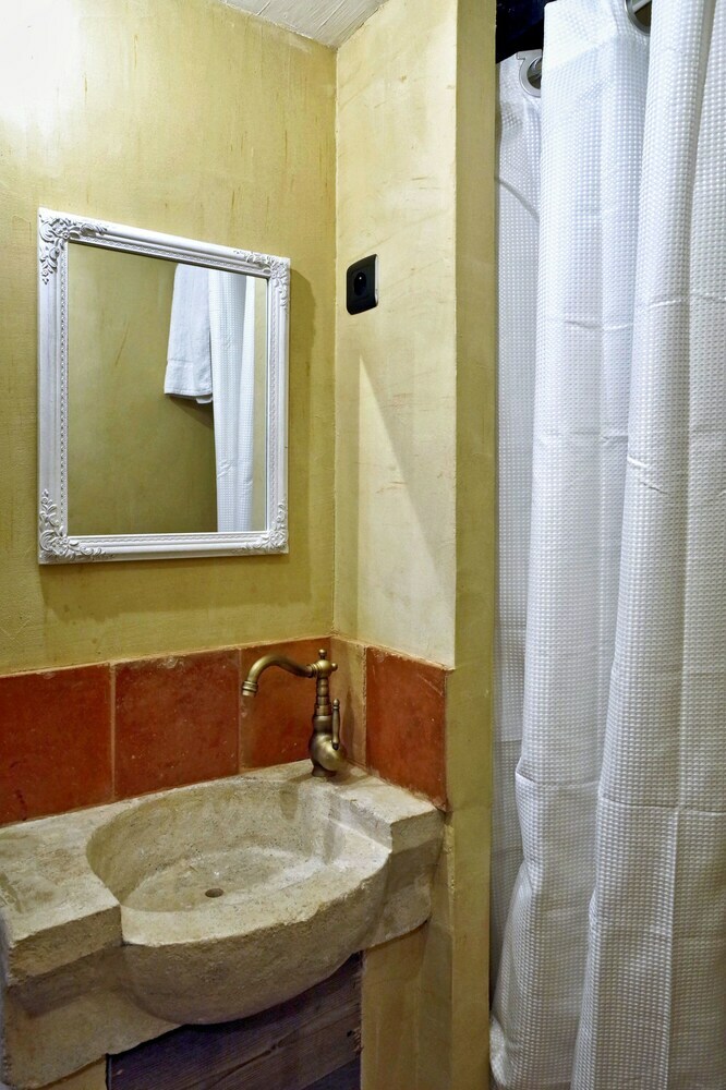 Bed & Breakfast Un Mas En Ville
