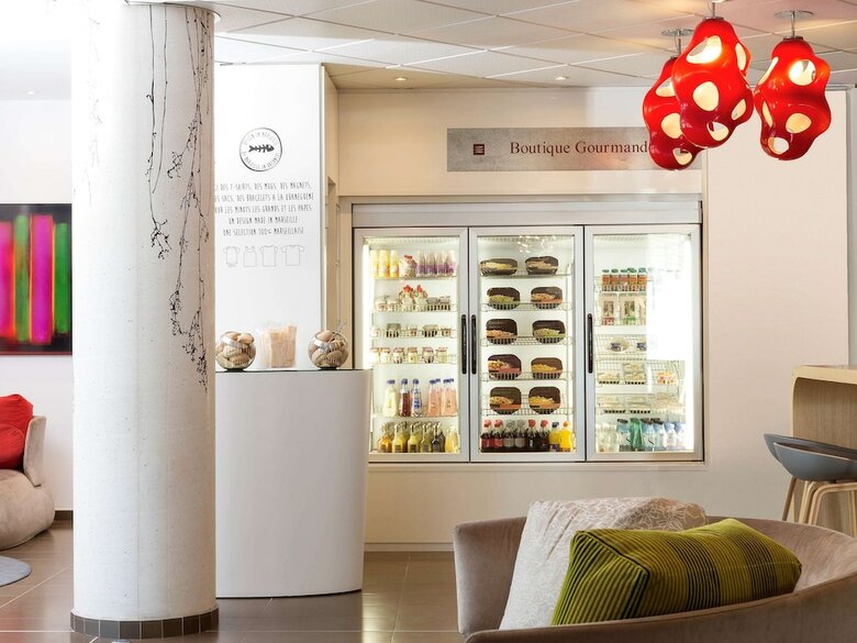Hotel Novotel Suites Marseille Centre Euromed