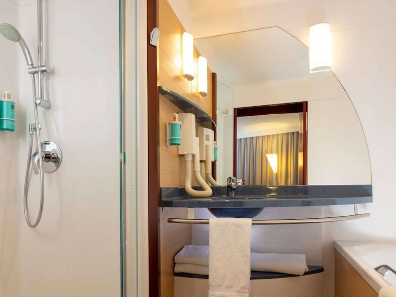 Hotel Novotel Suites Marseille Centre Euromed