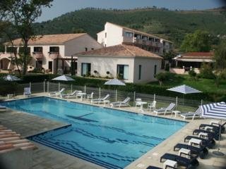 Albergue Villa Saint Exupery Gardens