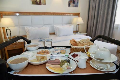 Golden Dune Hotel & Suite