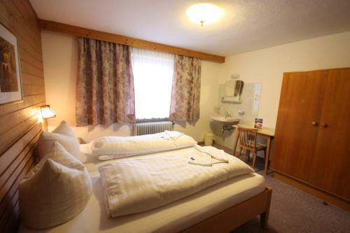Hostal Haus Sch�njochl By Ch�tel Reizen