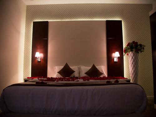 Apartamento Rose Al Andalus Furnished Units