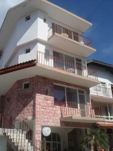 Hostal Guest House Bogat-beden