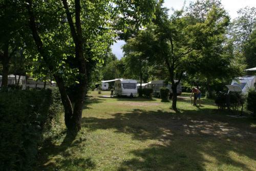 Schwimmbad Camping M�ssler