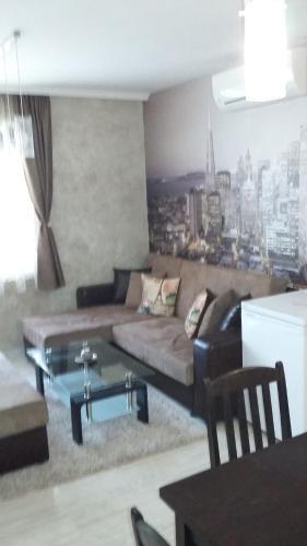 Apartment Rakovski 13