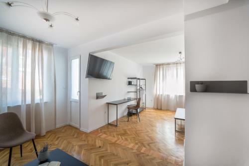 Hotel Mistral