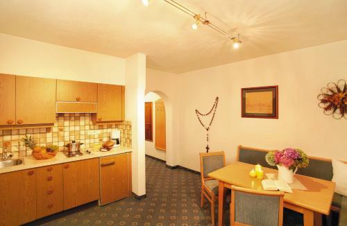 Apartamento Appartementhaus Kostenzer