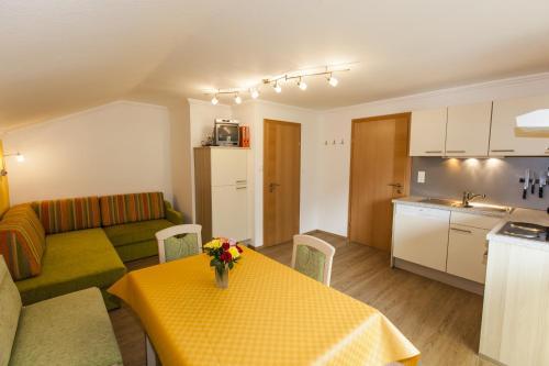 Hostal Pension Alpina Neustift