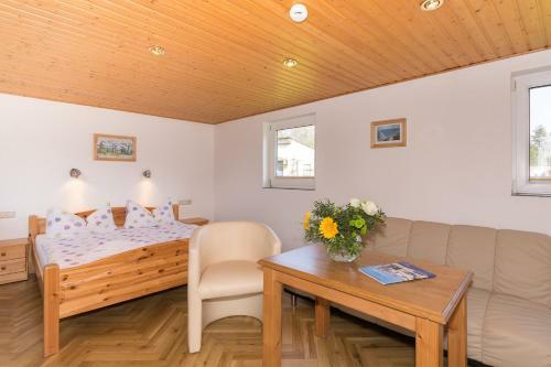 Hostal Pension Middel