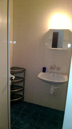 Hostal Summer Sz Guest House