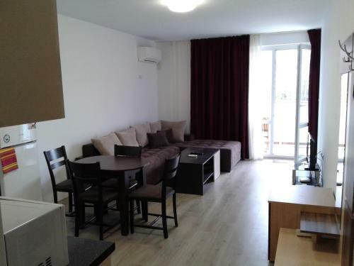 Apartments Kaloyan