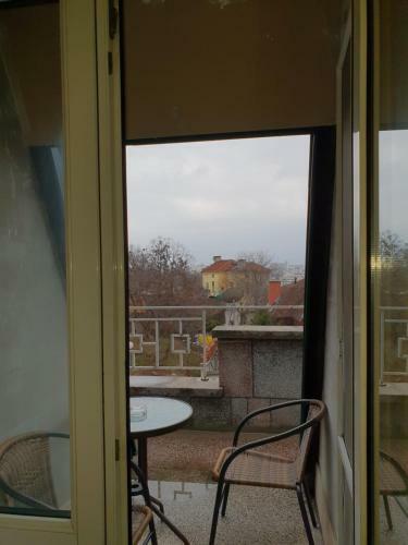 Hostal Downtown Plovdiv Family Hotel