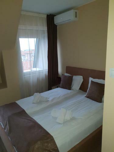 Hostal Downtown Plovdiv Family Hotel