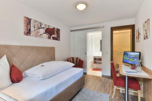 Hostal Pension Zoeggeler