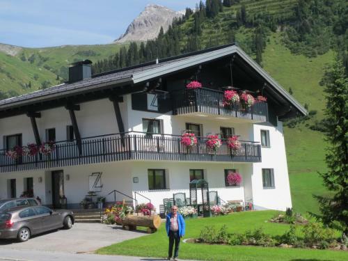 Hostal Pension Zoeggeler