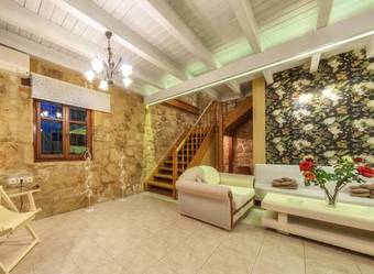 Artemis Luxury Villa