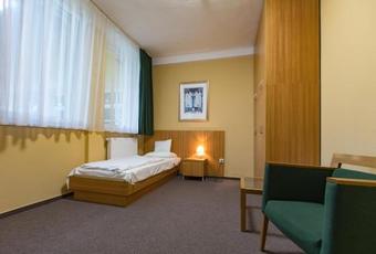Alf�ld Gy�ngye Hotel