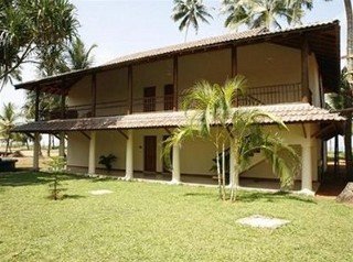 Hotel Kosgoda Beach Resort