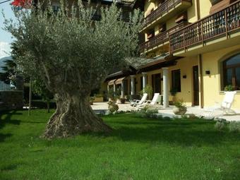Paradise Hotel & Wellness
