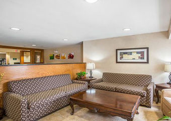 Hotel Quality Inn & Suites