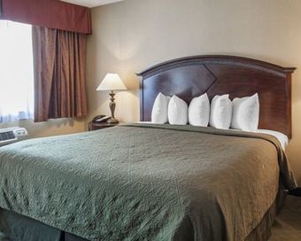 Hotel Quality Inn & Suites Airport Convention Center