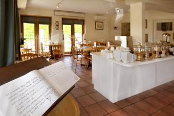 Hotel B.w Admiralty Motor Inn