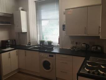 Signature - Cross View Apartment