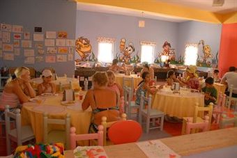 Hotel Crystal Admiral Resort Suites & Spa � All Inclusive